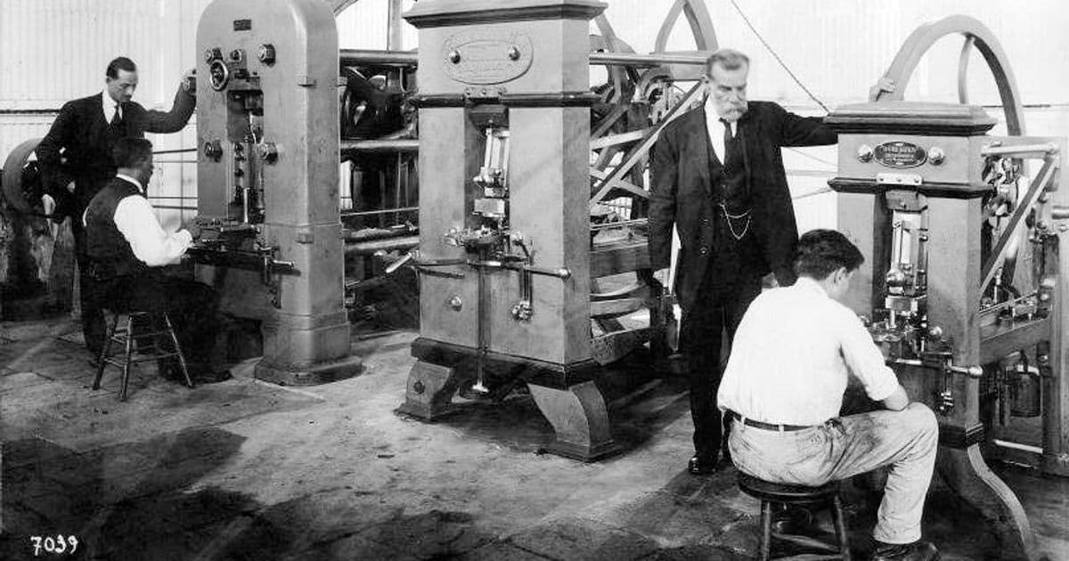 Costa Rica Money: Your Complete Guide to Currency, Cash, and Payments