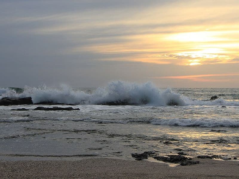 costa rica surfing - Surf Seasons and Swell Patterns